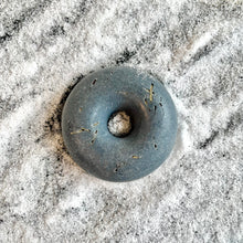 Load image into Gallery viewer, Sea Salt & Tea Tree Charcoal 海鹽茶樹竹炭 (Acne-prone Skin)