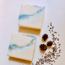 Load image into Gallery viewer, Christmas Special Handmade Soap- Let It Snow | 聖誕特別版手工皂 飄雪❄️