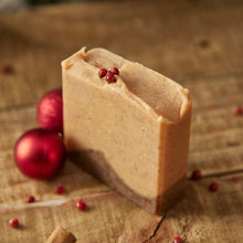 Load image into Gallery viewer, Christmas Special Handmade Soap - Apple Pie | 聖誕特別版手工皂 - 蘋果批
